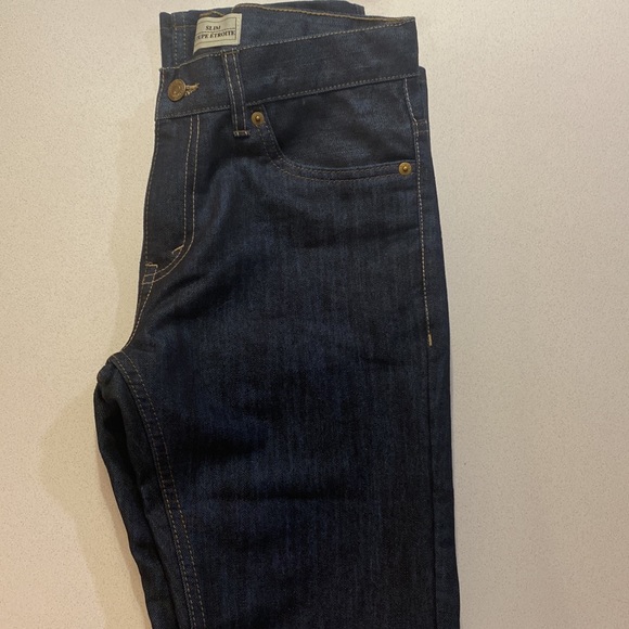 Levi’s boy 16 - Picture 4 of 4